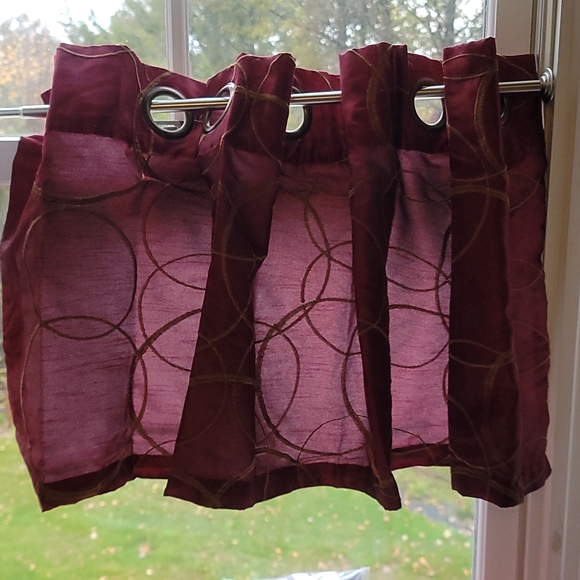 Madison Park 50 x 18 faux silk window valances - Picture 2 of 4